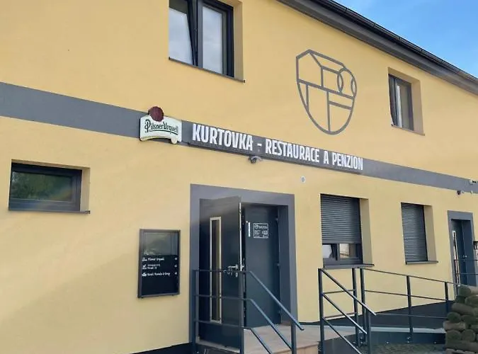 Casa de hóspedes Kurtovka 3*